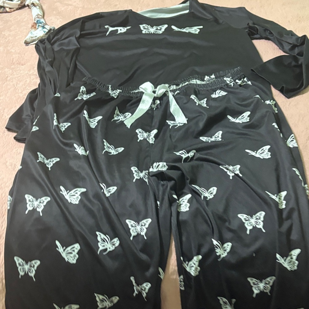 Black Butterfly Pajama Set